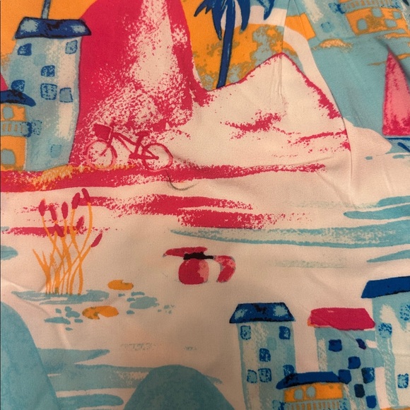 Crown & Ivy Multicolor Tropical Print Top - Picture 5 of 5